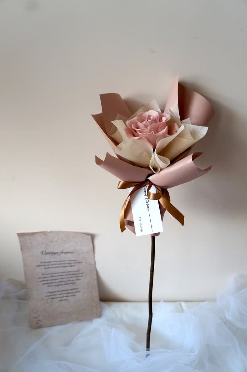 sueing_blossom  單隻永生玫瑰花束