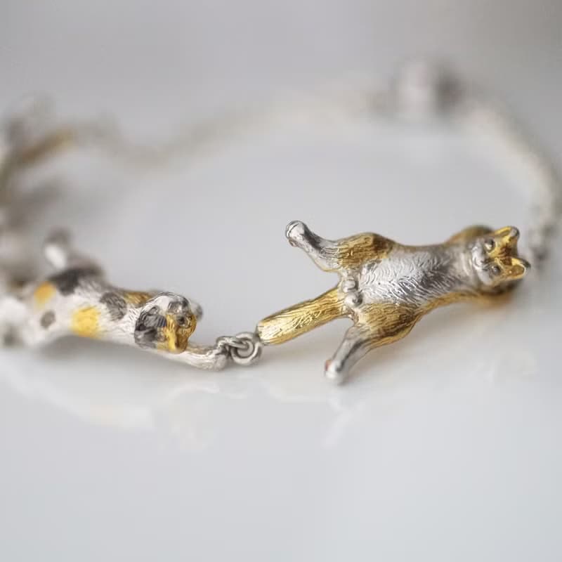 3匹の猫ブレスレット