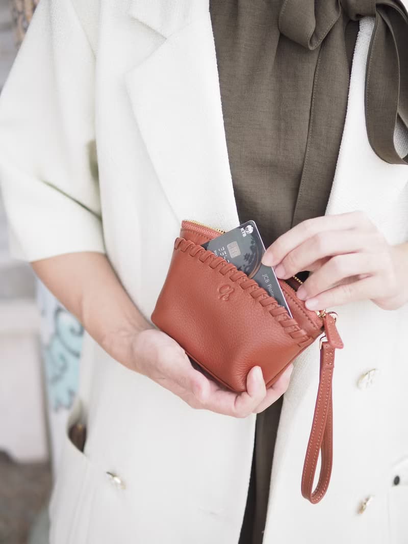 Pie (Brick) :  Multi-purpose bag, Leather wallet, pouch , Soft leather