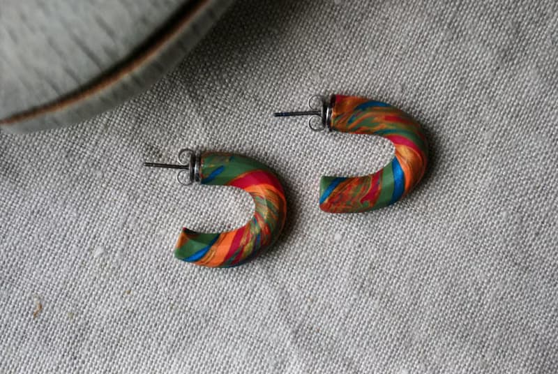 nijiピアス　orange green gold pink
