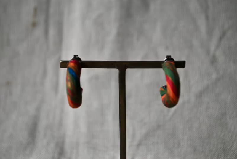 nijiピアス　orange green gold pink