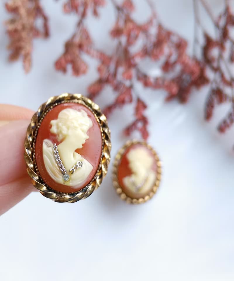 Vintage Jewelry 西洋古董飾品 西德製 CAMEO 典雅仕女 夾式耳環