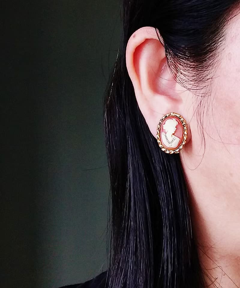 Vintage Jewelry 西洋古董飾品 西德製 CAMEO 典雅仕女 夾式耳環