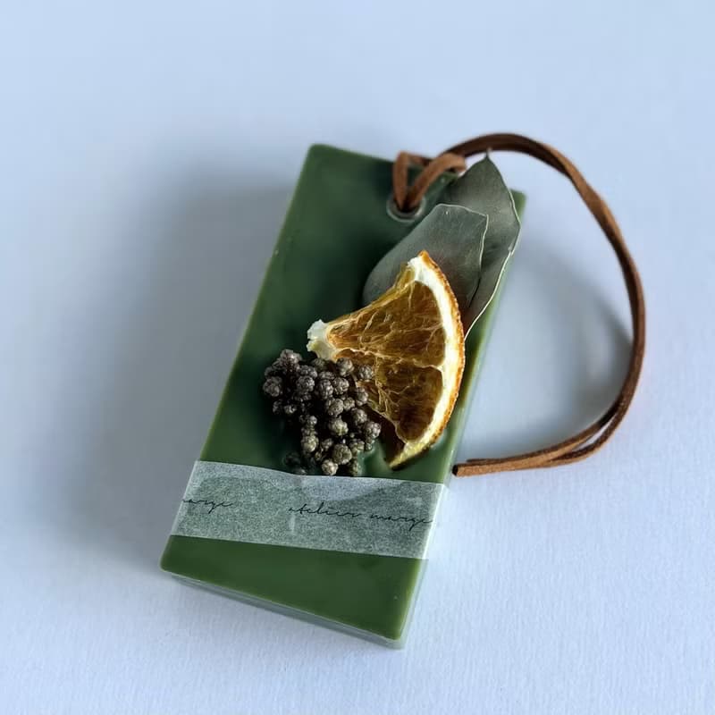fragrance bouquet sachet green
