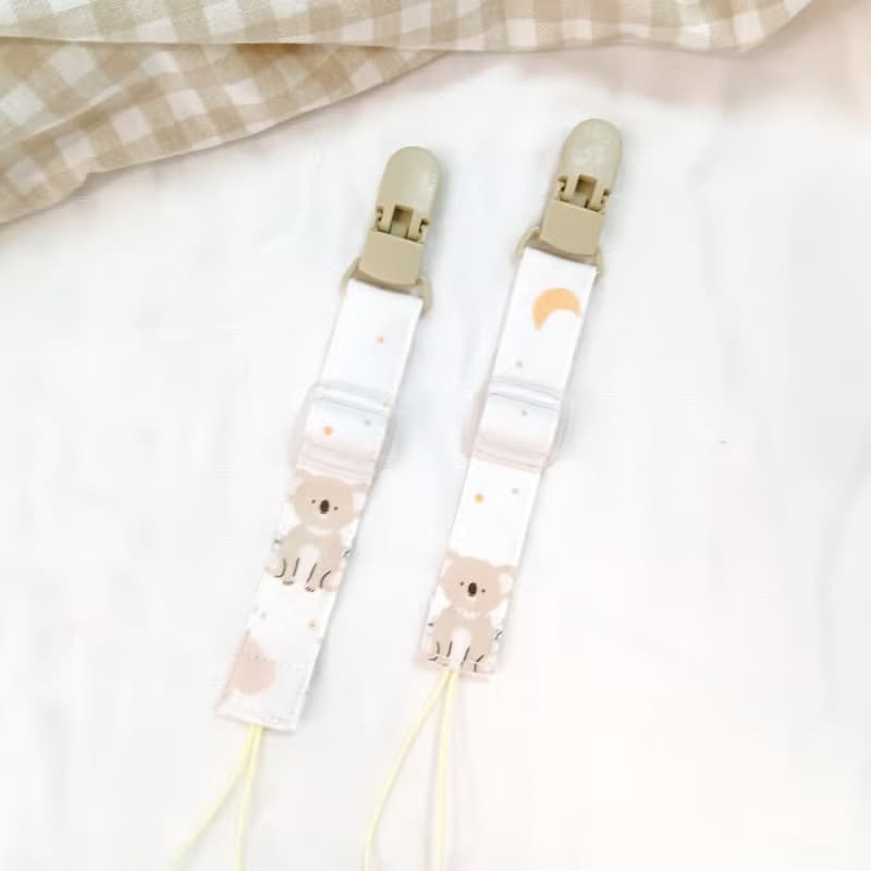 星月無尾熊。可調長度手工奶嘴鏈(香草奶嘴一般奶嘴適用