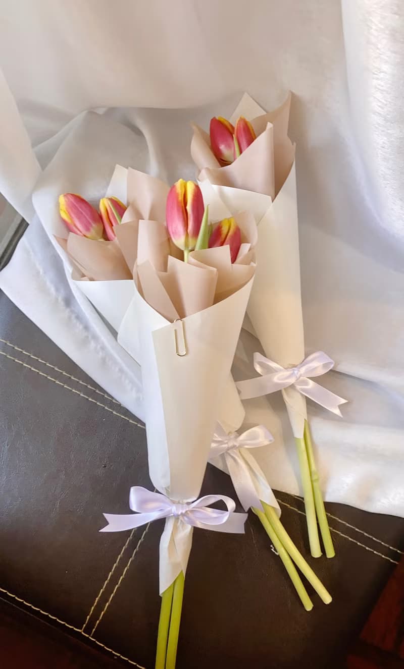 雙朵鬱金香甜筒鮮花束 僅限雙北快遞