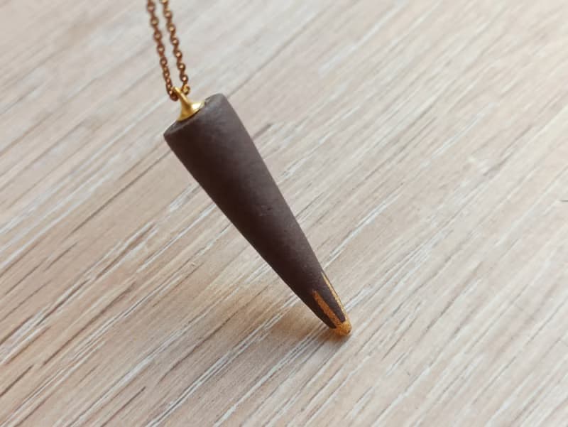 長圓錐形精油香水擴香石項鍊 (兩色可選)