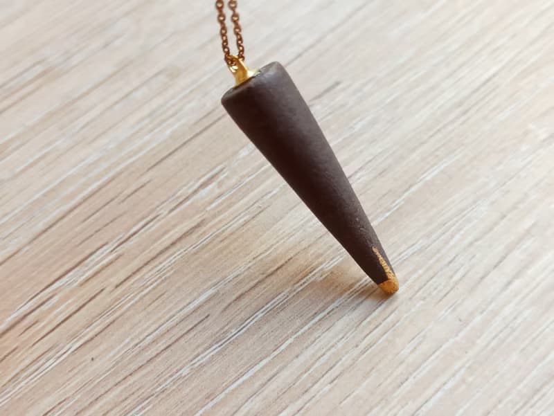 長圓錐形精油香水擴香石項鍊 (兩色可選)