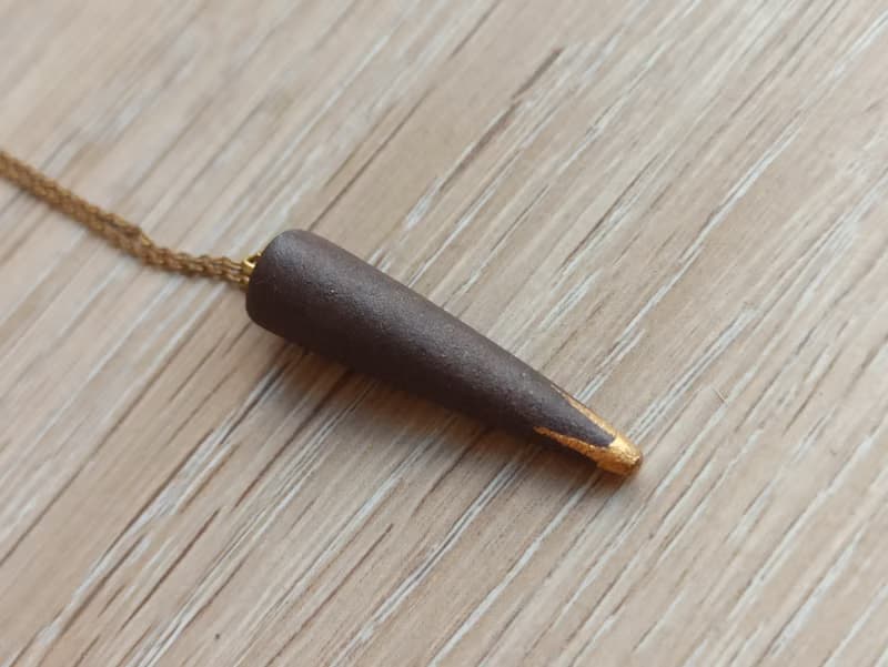 長圓錐形精油香水擴香石項鍊 (兩色可選)