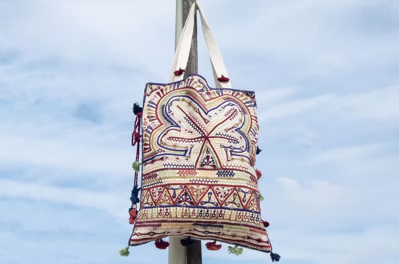 手工刺繡側背包 民族風包  波西米亞肩背包 boro刺繡包-草原風景