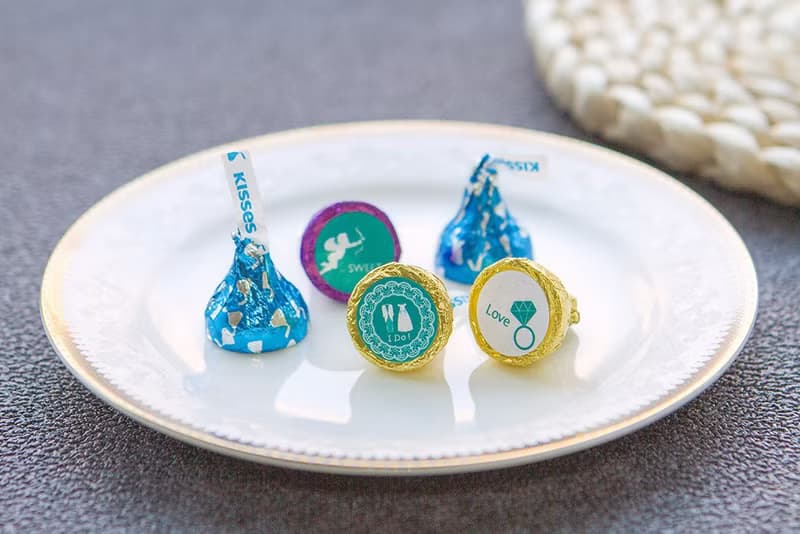 婚禮小物 KISSES水滴巧克力8顆入小禮盒(Tiffany色緞帶)