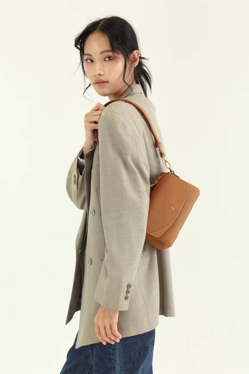 Megan (Tan):  Crossbody bag, Cow leather, Brown, Light weight, Mini bag