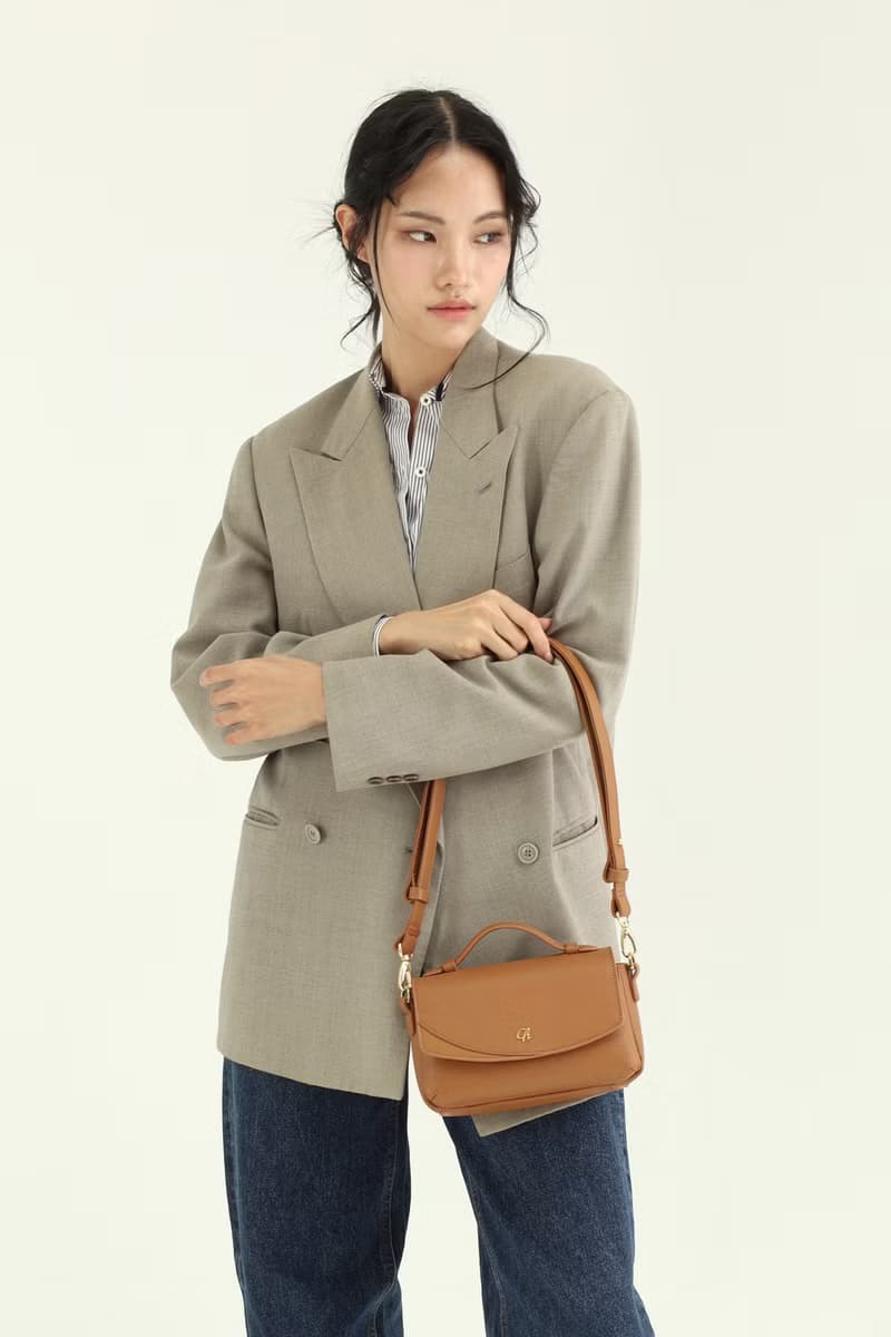 Megan (Tan):  Crossbody bag, Cow leather, Brown, Light weight, Mini bag