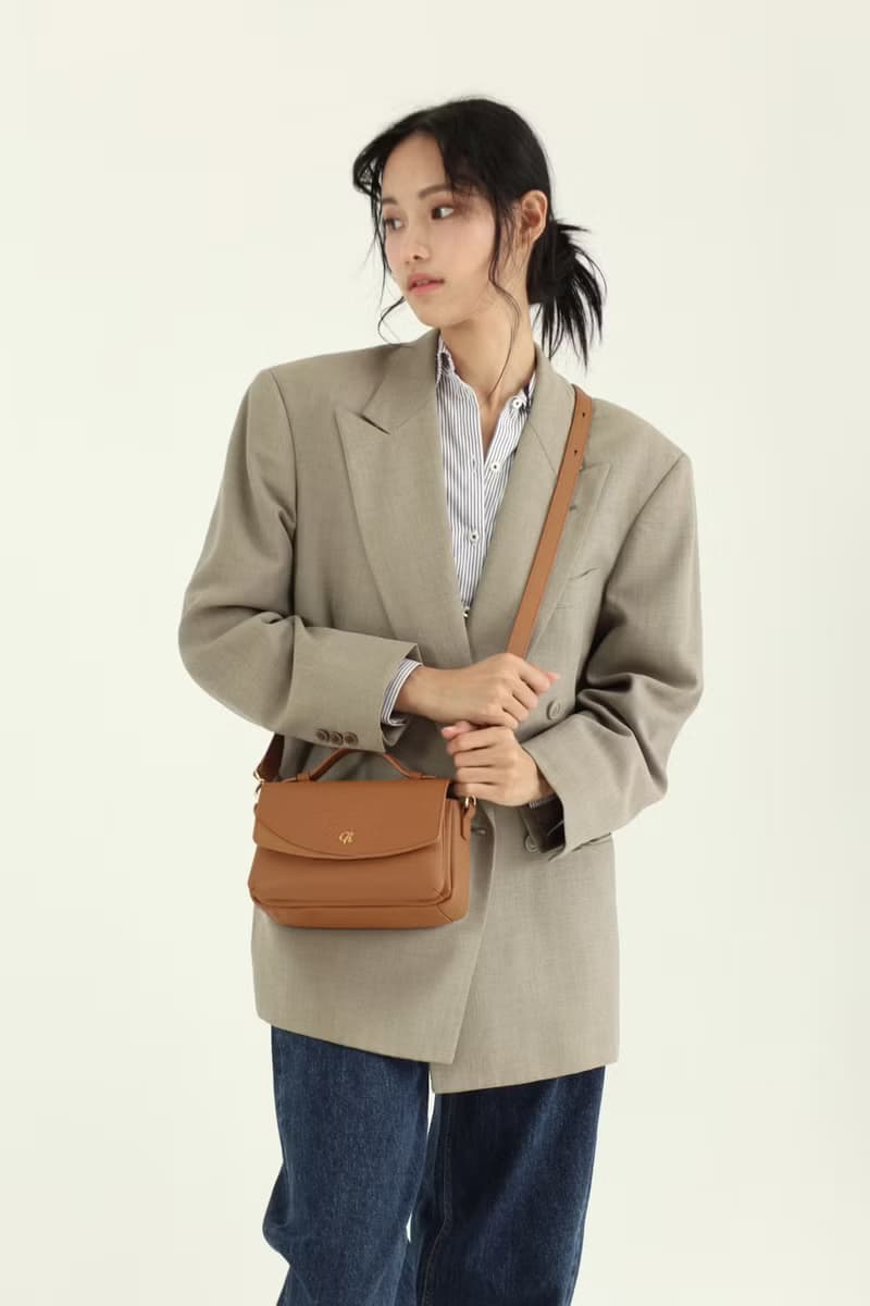 Megan (Tan):  Crossbody bag, Cow leather, Brown, Light weight, Mini bag