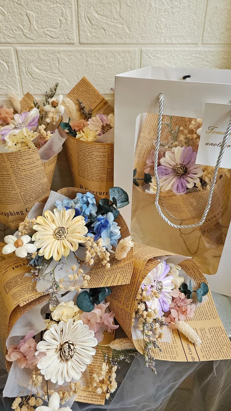 向日葵花束(含提盒) 畢業小花束 情人節  謝師花束 生日 榮陞退休