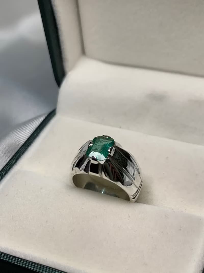 Natural Vivid Green Emerald Mens Ring Sterling Silver 925 Ring Handmade Emerald