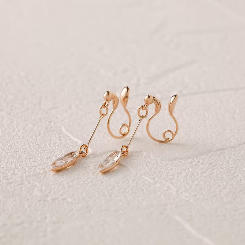 drop marquise PG ―輝くリーフのループフィットイヤリング　ピンクゴールド