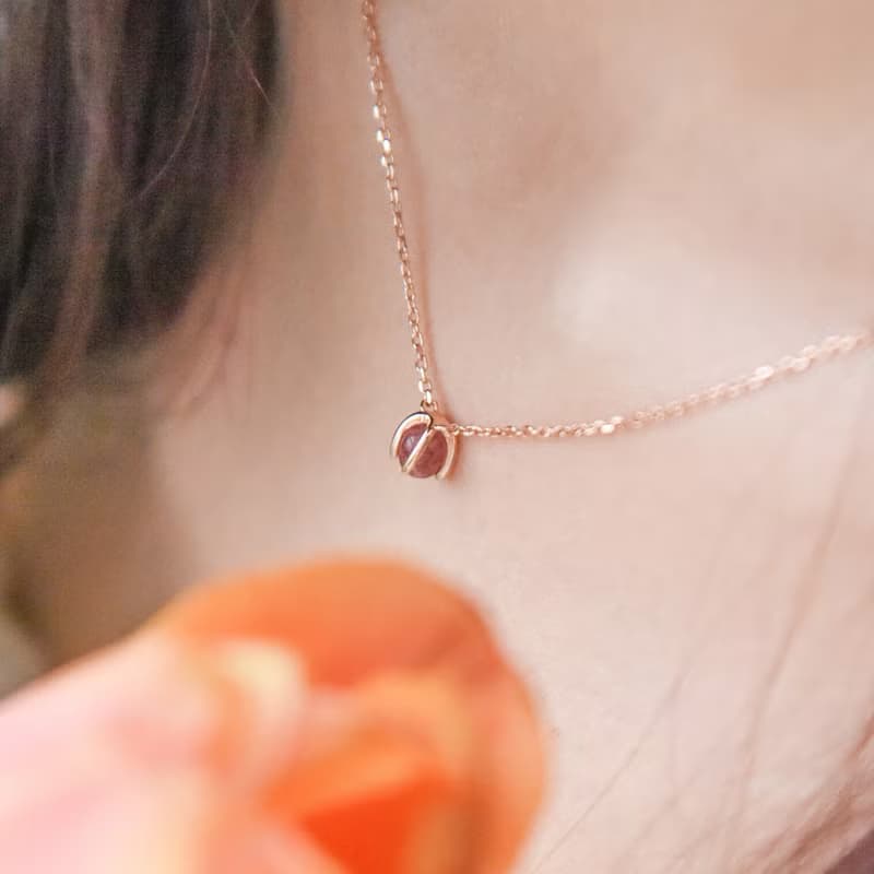 草莓晶鬱金香純銀項鍊 | 天然石水晶項鍊。好人緣。愛情石。