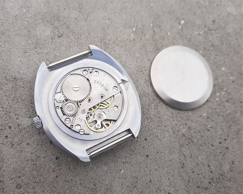 Mechanical wrist watch Raketa 2609 HA Zero  – Soviet mens watch wind up