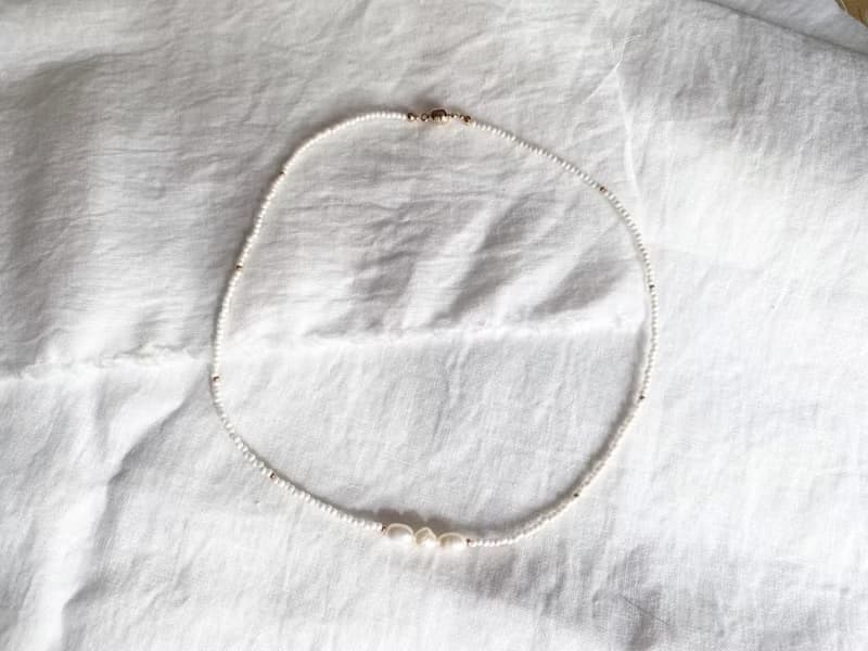 マグネット着脱　ビーズネックレス  　white 3pearl　　チョーカー