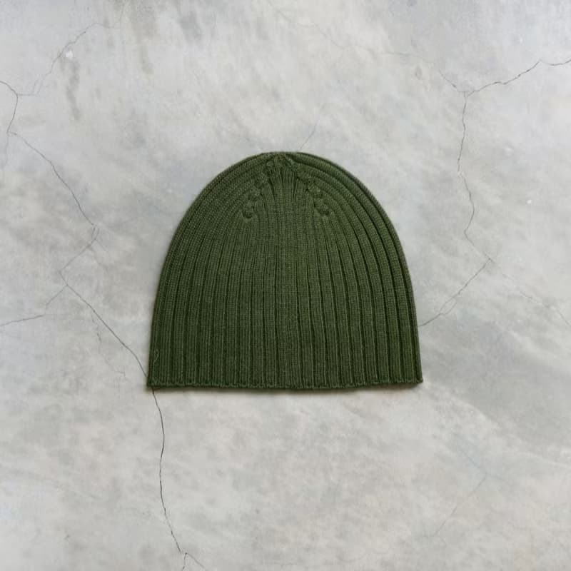 WEAVISM【優惠折扣】小房子設計軍綠羊毛帽 綠色刺繡