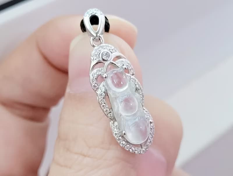 【純翠】天然翡翠 玻璃冰豆925銀鑲鋯石項鍊 | 連中三元 | 附台證