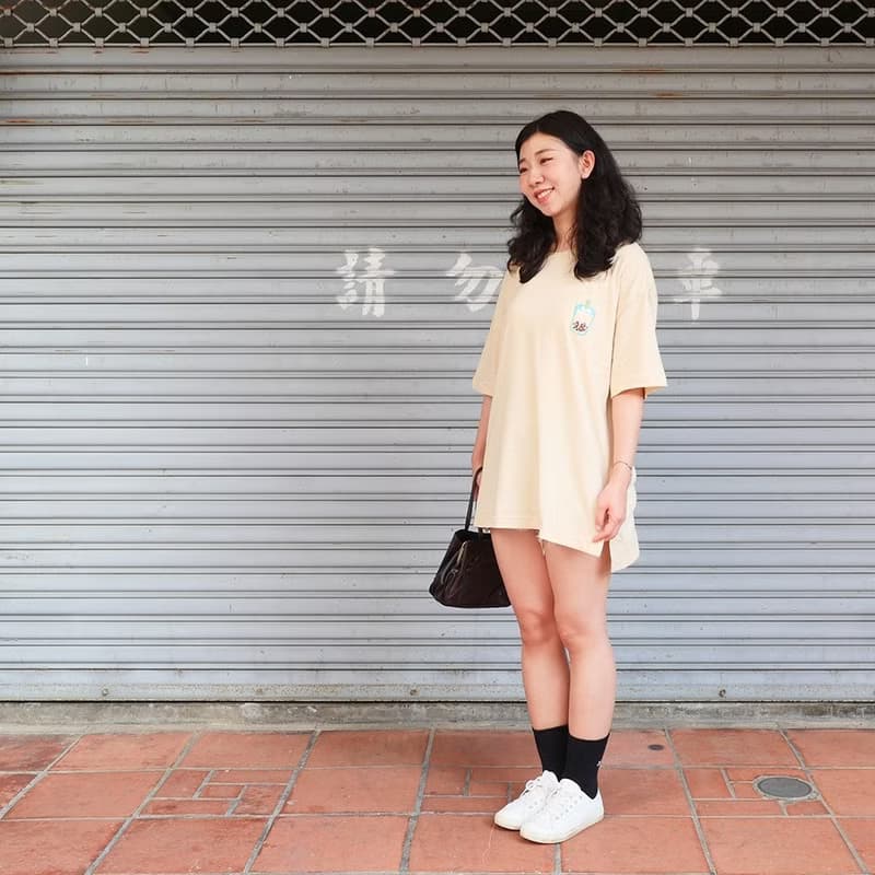 復古 T-shirt - 搖搖 - 奶茶色　畢業禮物推薦