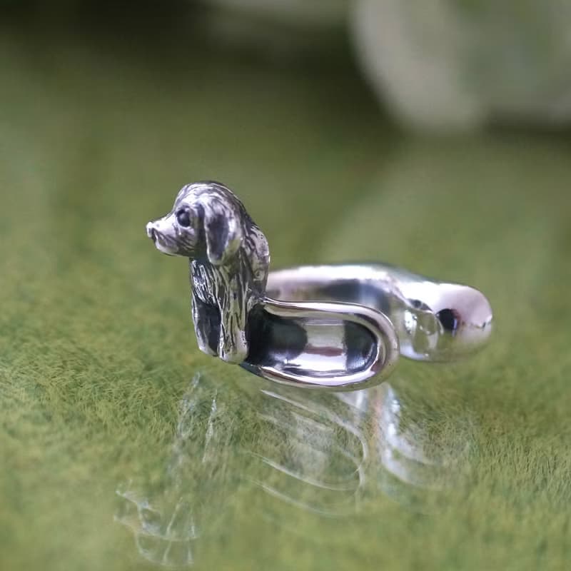 垂耳犬のイヤーカフ