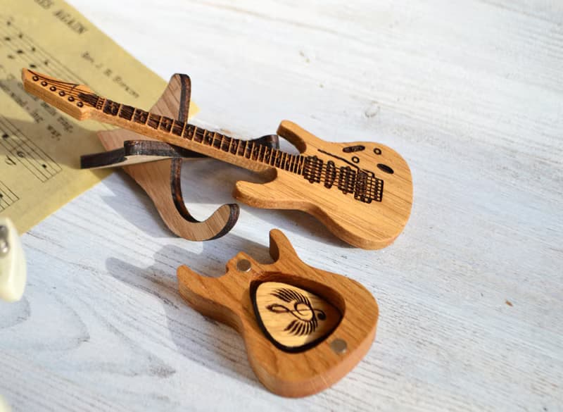 Box for guitar picks, personalized wooden guitar pick holder for guitar player