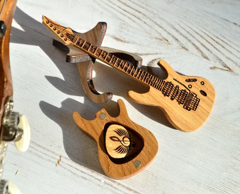 Box for guitar picks, personalized wooden guitar pick holder for guitar player