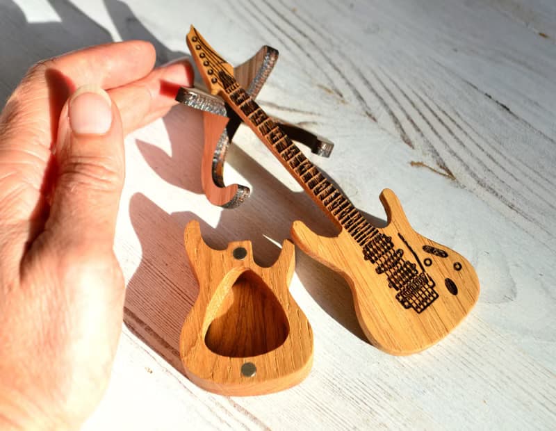 Box for guitar picks, personalized wooden guitar pick holder for guitar player