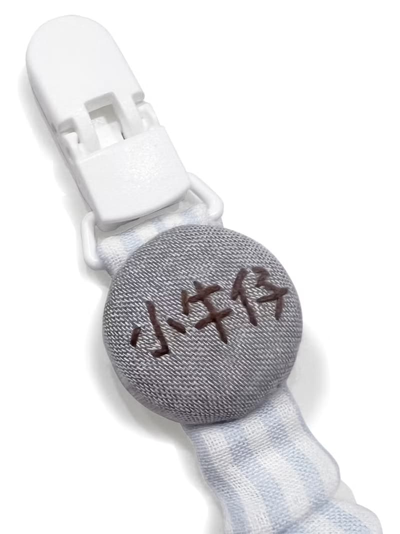 復古吊帶褲造型圍兜兜-直線條上衣+領帶