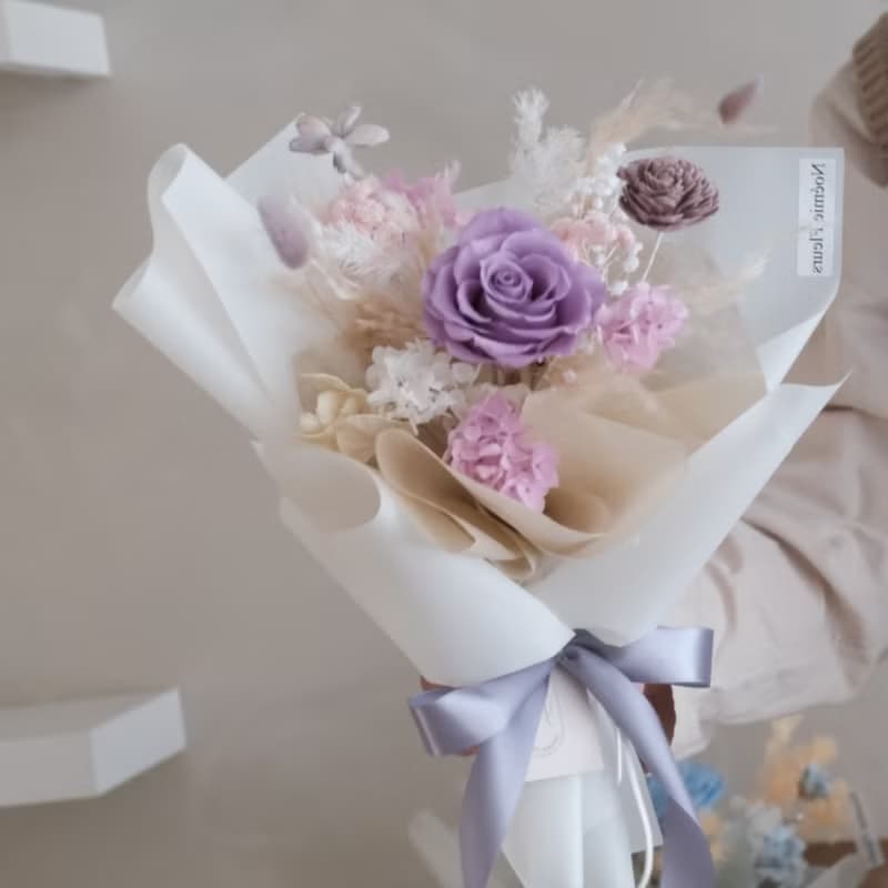 | 情人節永生花花束 |  生日花束/情人節花束