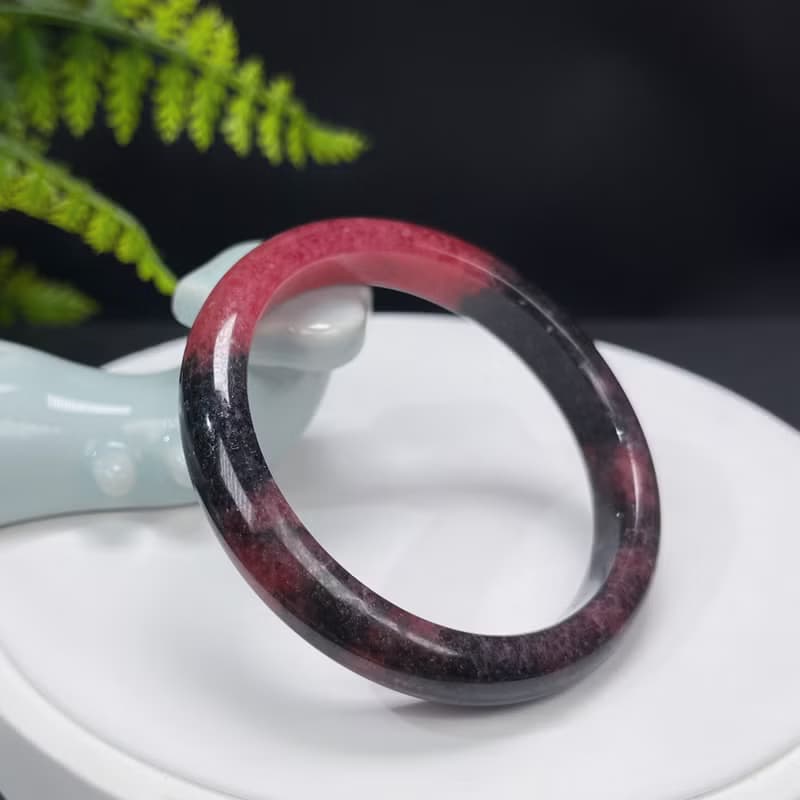 精品 巴西深玫粉薔薇輝手镯 56MM 閃片潑墨風桃花玉手環 心輪包容