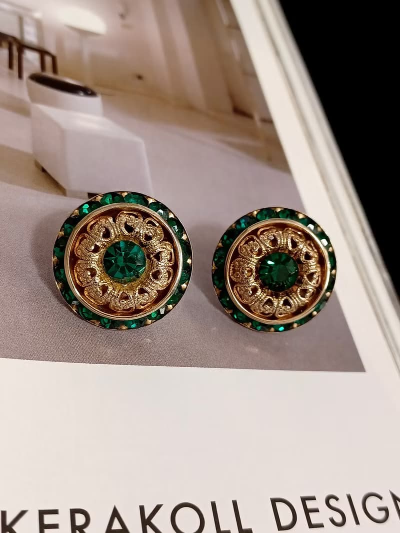vintage jewelry  華麗宮廷風綠萊茵鑽 夾式耳環