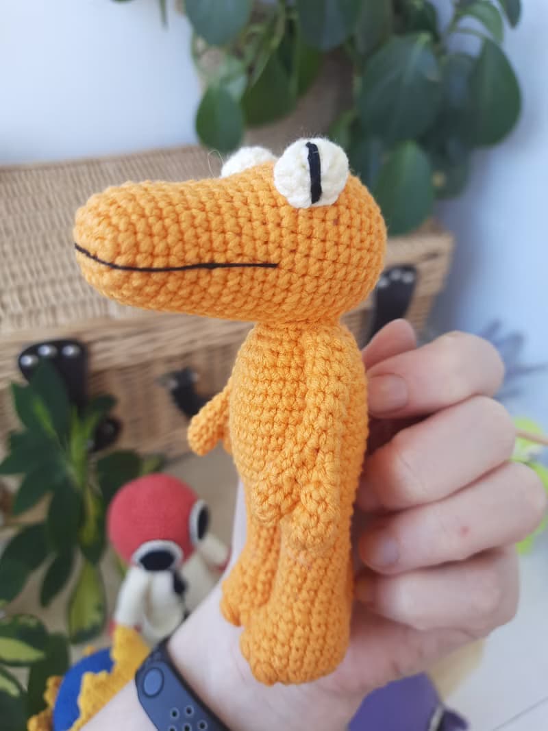 Rainbow friend toys gift. Stuffed doll for kids. Orange rainbow friends Roblox
