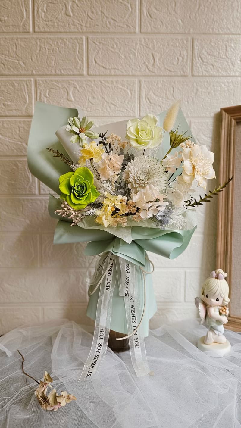 春日柔光|永生玫瑰花束 乾燥花 畢業 謝師 母親節  生日 退休