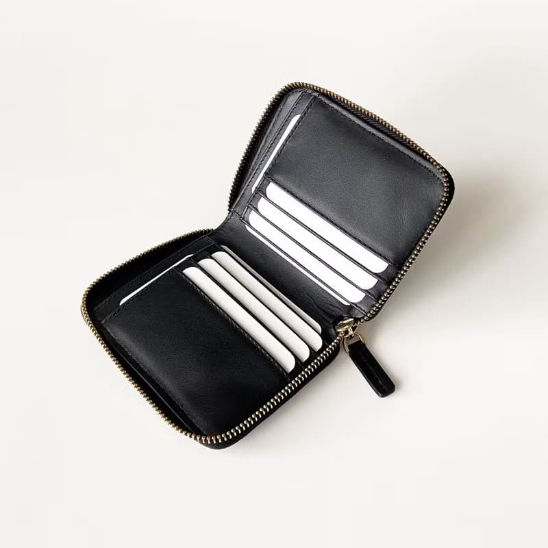 FOLIO BRAND: Bliss Zipper Wallet