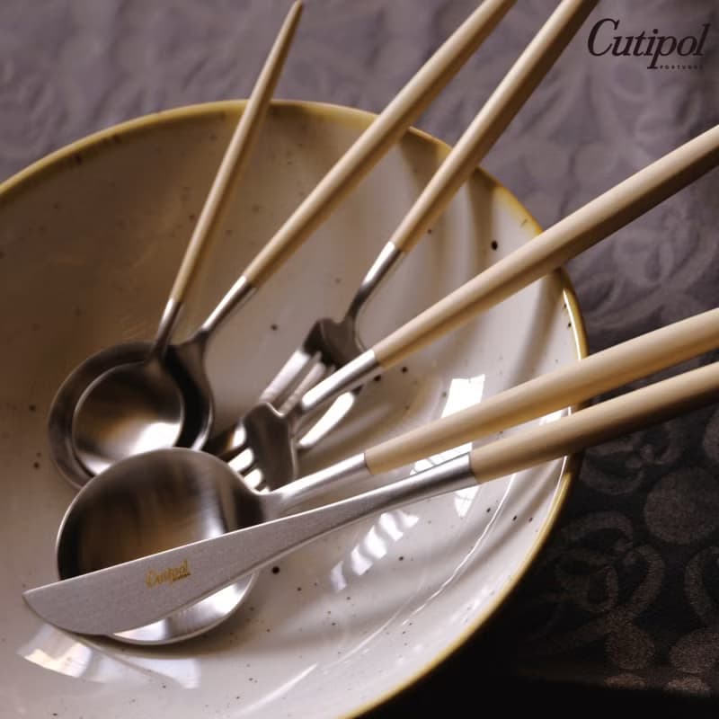 葡萄牙Cutipol GOA系列奶茶柄21.5cm主餐叉