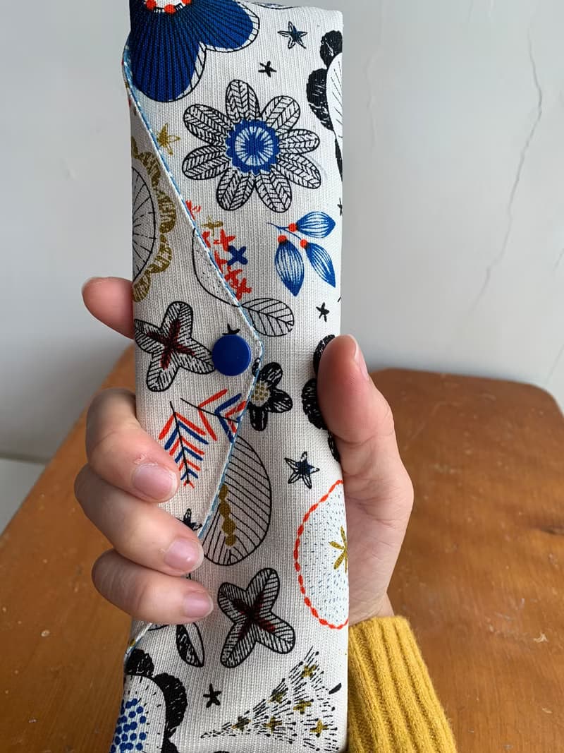 文青風環保筷袋  繽紛花繪  手作餐具袋.交換禮物.