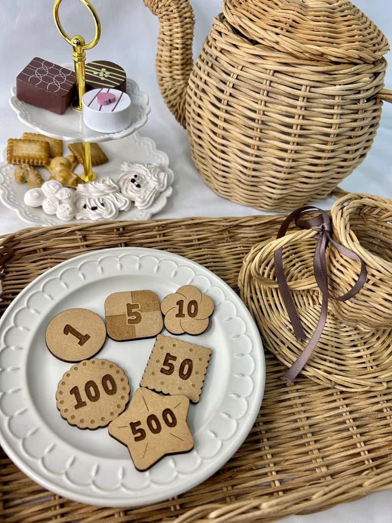 【Play Coins -cookies-】 クッキーの形の木のお金　知育　おままごと　お金　モンテッソーリ　コイン