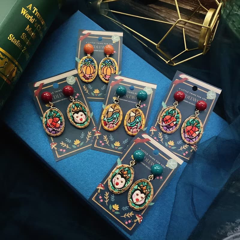刺繡耳環 | 耳夾 / 耳釘 - 玻璃彩繪