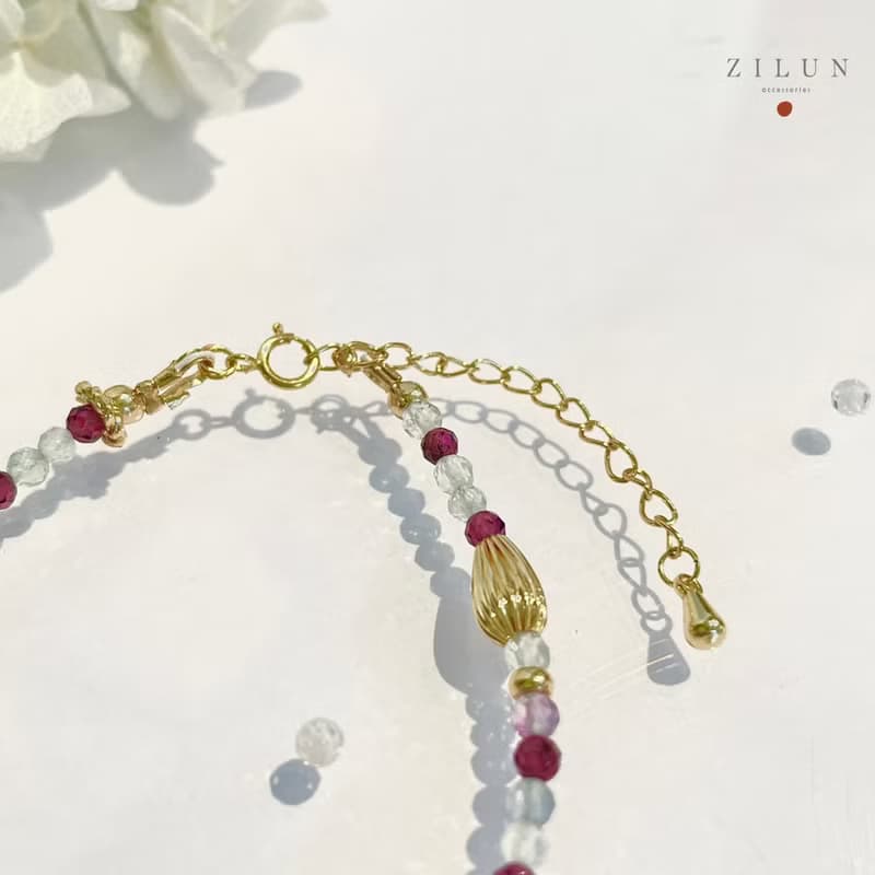 │輕珠寶│紫黑醋栗 • 灰月光石 • 手鍊 • 14K注金 • 14kgf