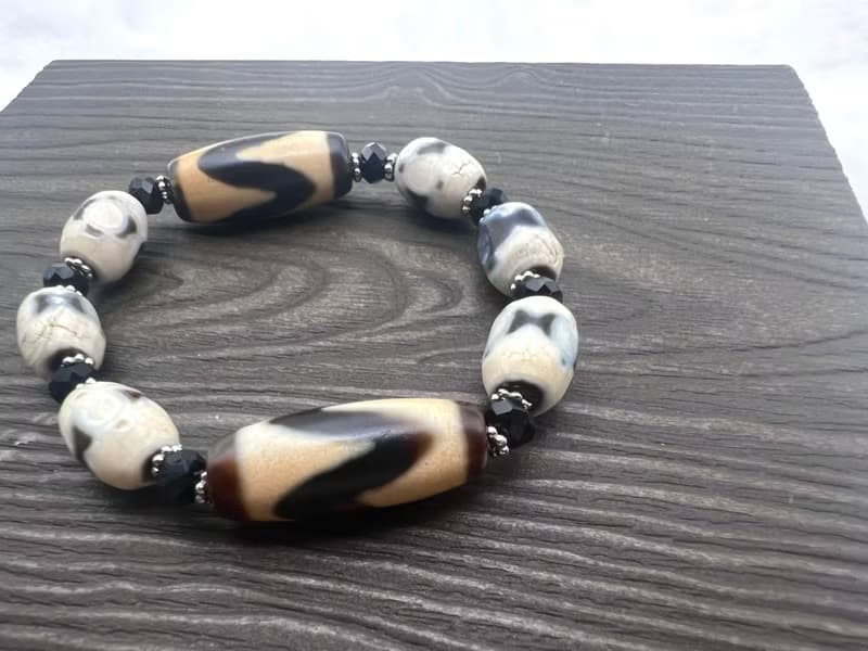 覺護-小年份手工虎牙雞骨白鈣化三眼天珠手串/剛強/清淨/醒覺