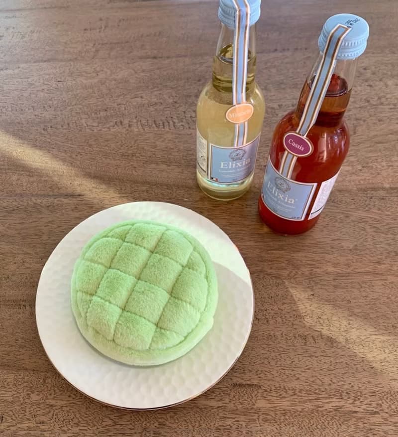 Melon Bread Pouch