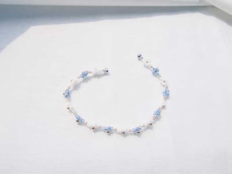 ビーズブレスレット　マグネット着脱　pearl  blue