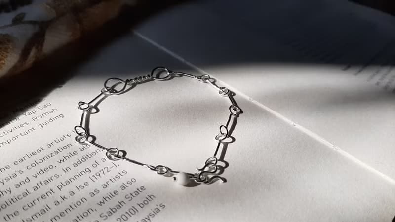 一顆硨磲銀手鍊