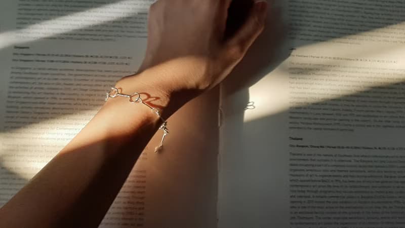 一顆硨磲銀手鍊