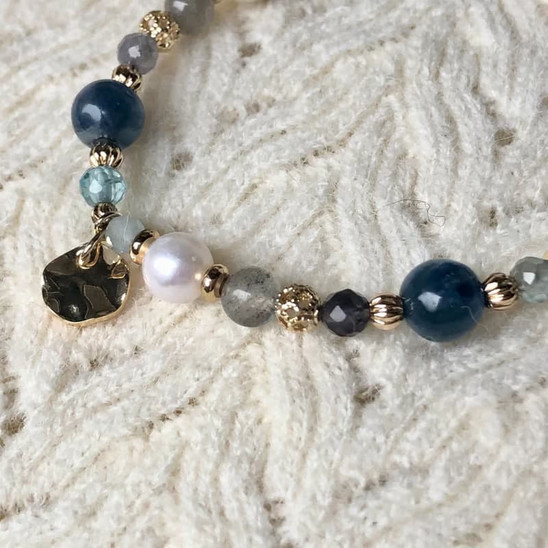 52赫茲 | 藍晶石海藍寶手鍊 彈性鍊 磷灰石 拉長石 菫青石 珍珠