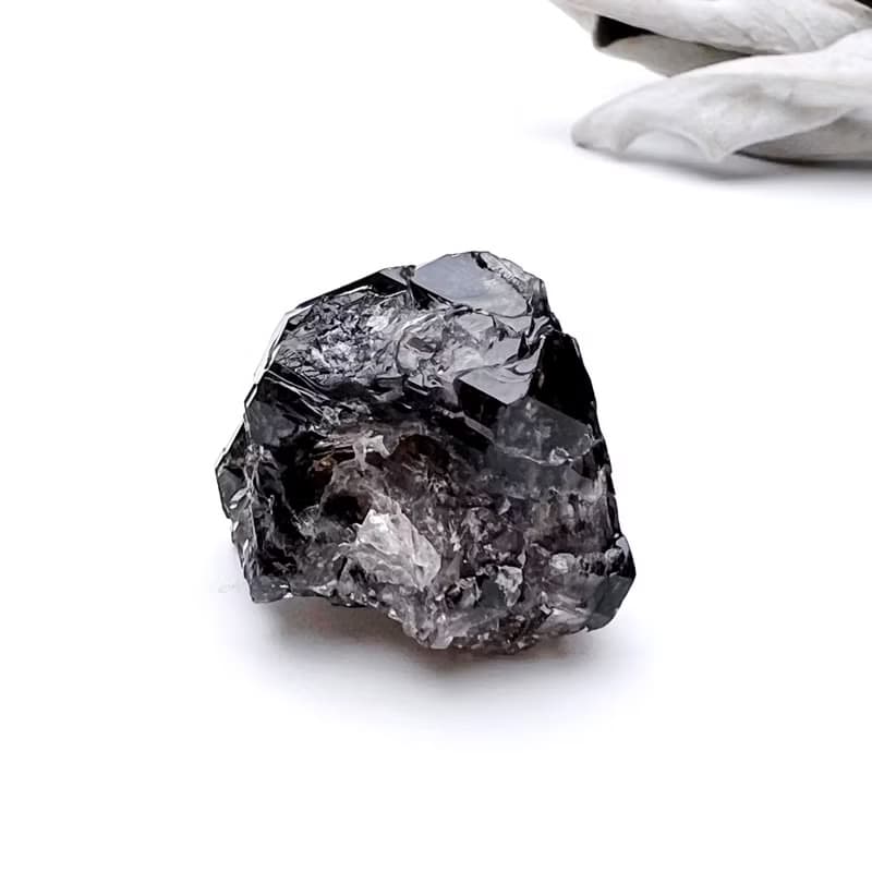 崎嶇。原礦 一圖一物  療癒 古老水晶 l 巴西黑茶骨幹骸骨 礦標 l